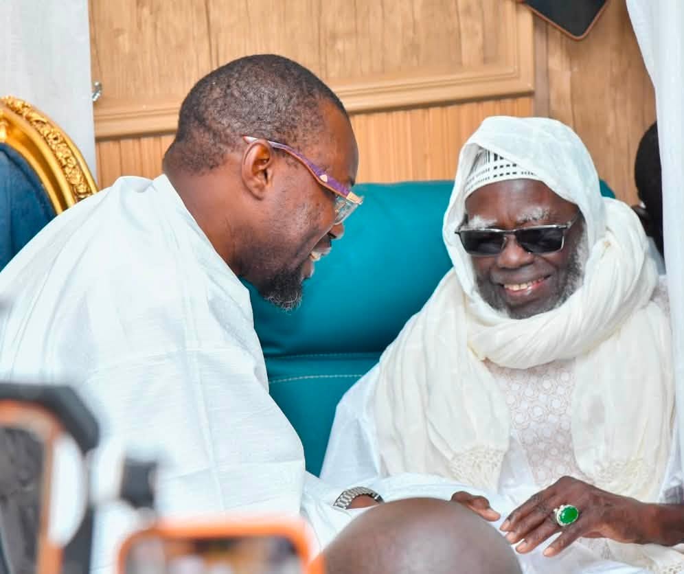 Ousmane sonko à touba : hommage au grand magal et appel à l&rsquo;union
