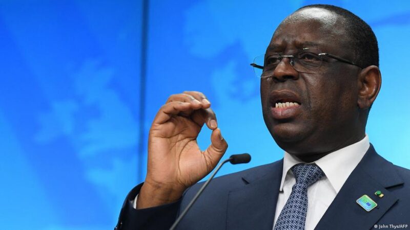 Visite controversée de macky sall au Sénégal : l&rsquo;indignation des victimes et de la société civile