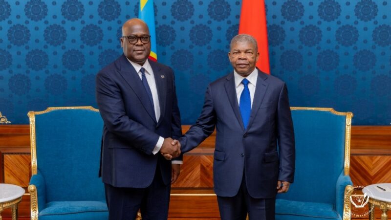 Félix Tshisekedi en Angola pour un sommet international sur la paix