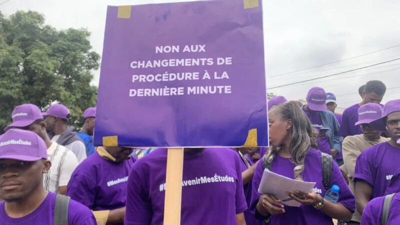 Cameroun: l&rsquo;ambassade de France justifie le renforcement de la procédure pour l&rsquo;attribution de visas étudiants