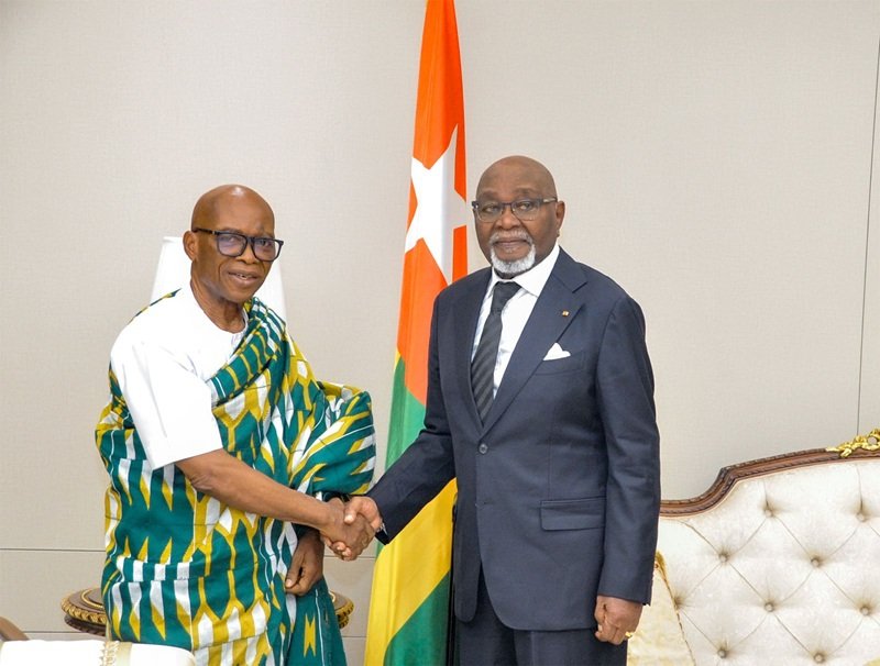 Trois nouveaux ambassadeurs accrédités à Lomé pour renforcer les liens diplomatiques
