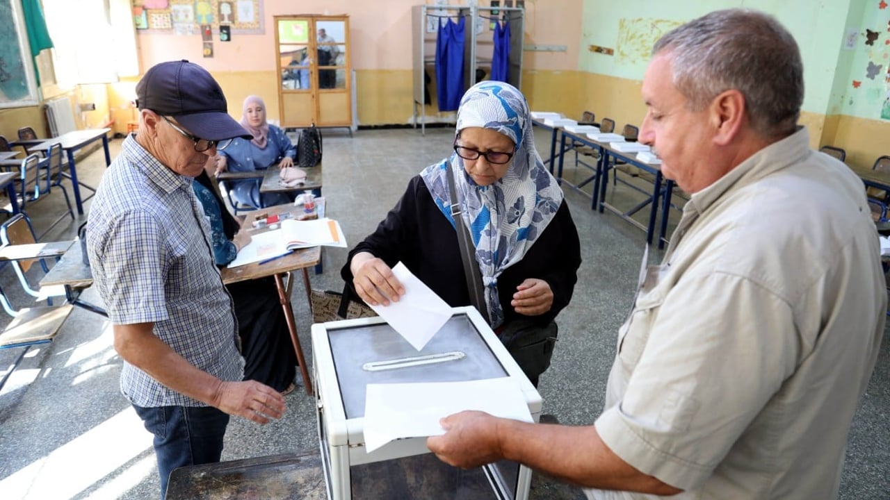 Élections législatives en Algérie : un taux de participation record à 20,79 %