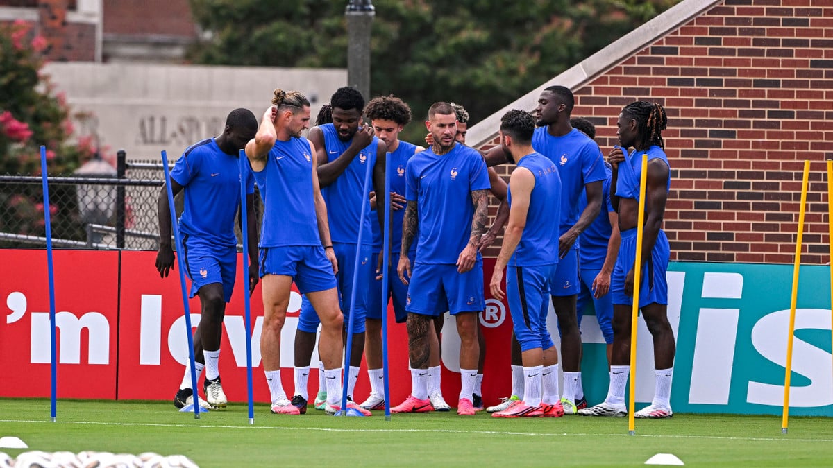 Lucas Digne signe au PSG avant la Coupe du monde : l&rsquo;affaire bouclée