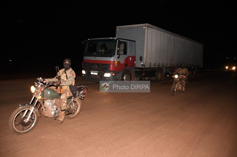 Escorte de 940 camions par l&rsquo;armée malienne sur l&rsquo;axe Kayes-Bamako