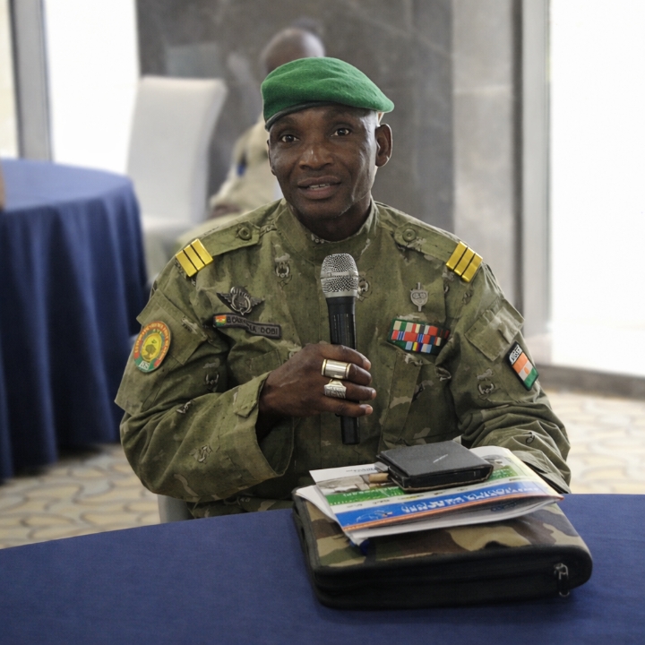 Portrait du préfet du département de Torodi, le capitaine Boureima Dobi