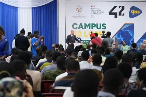 Lomé, pole d&rsquo;excellence numérique en Afrique : formations gratuites aux métiers du digital