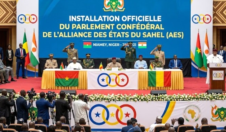 Parlement de l’AES : une construction institutionnelle face à l&rsquo;absence de légitimité démocratique