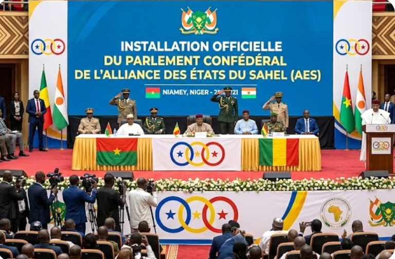 Parlement de l’AES : une construction institutionnelle face à l&rsquo;absence de légitimité démocratique