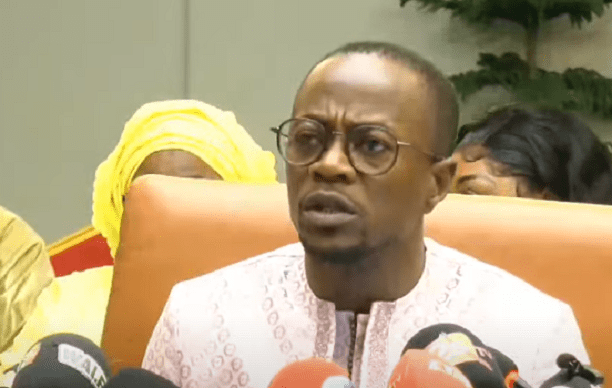 Assemblée nationale : le député Abdou Mbow alerte sur une crise majeure au Sénégal