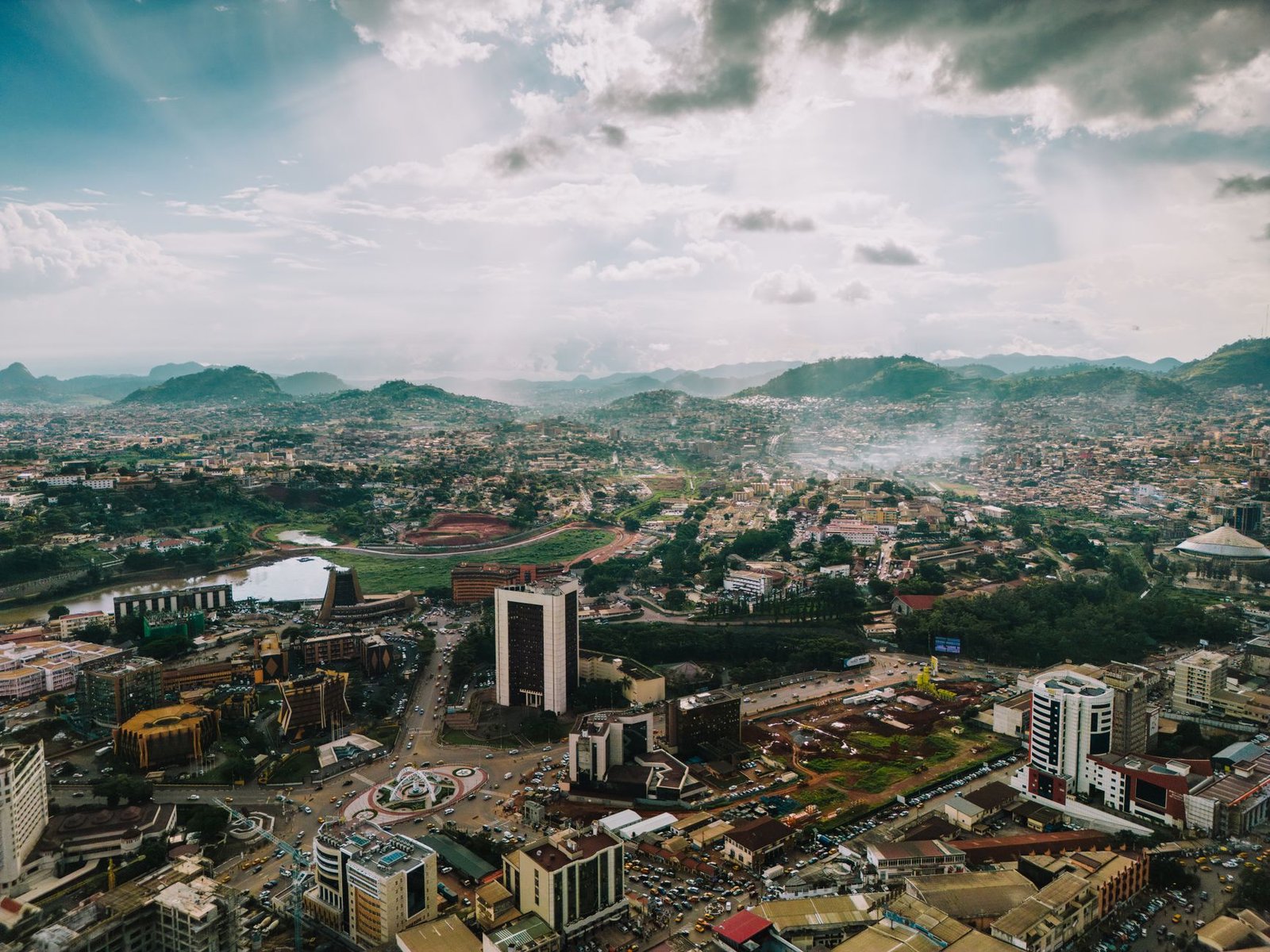 Cameroun : où est Paul Biya et quel impact sur le pays ?