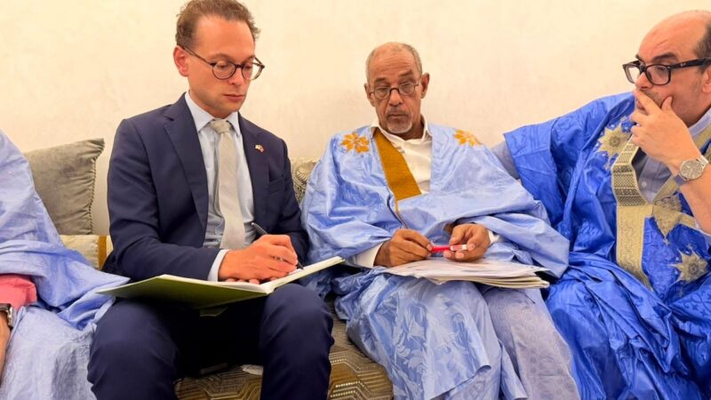 Rencontre diplomatique à el aaiún sur le Sahara occidental