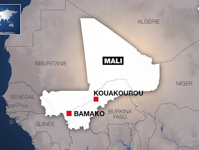 Mali : des milliers de déplacés de Kouakourou survivent dans l'incertitude à Mopti