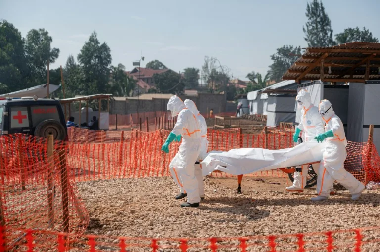 Patient sous traitement contre Ébola en RDC