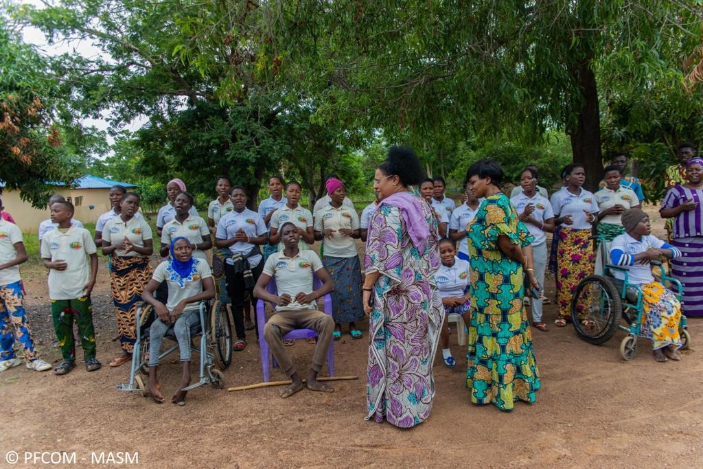 Cartes d&rsquo;égalité des chances au Bénin : l&rsquo;impact très concret de 1 422 nouveaux sésames pour les personnes handicapées
