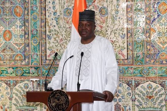 334 milliards FCFA d&rsquo;arriérés au Niger : quand l&rsquo;État plie face aux géants économiques