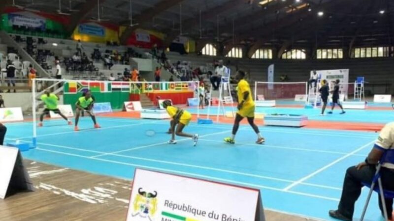 Championnat d&rsquo;airbadminton : le succès initial du Bénin contre l&rsquo;Algérie secoue le groupe a