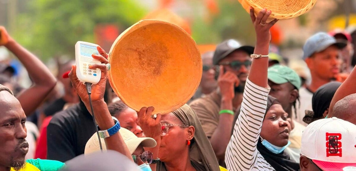 Sénégal : la colère des ménages gonfle après la marche des paniers vides