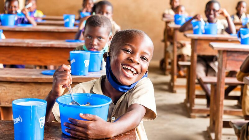 Cantines scolaires au Bénin : 1,9 million d&rsquo;élèves bénéficiaires à la rentrée 2026-2027
