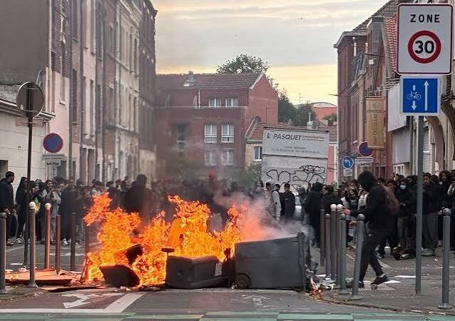 Décryptage : ce que la vague de violences lycéennes révèle vraiment de la crise française