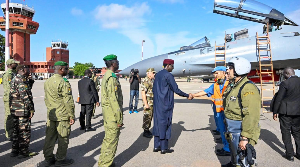 L’Algérie peut-elle redéfinir l’équilibre sécuritaire du Sahel par une intervention au Niger ?