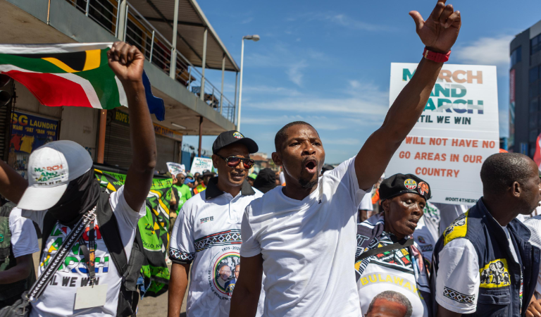Violences xénophobes en Afrique du Sud : le lynchage de durban peut-il pousser l&rsquo;état à agir ou le pays sombrera-t-il dans l&rsquo;impunité ?