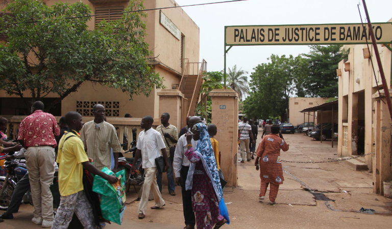 Condamnation d&rsquo;adama sangaré dans l&rsquo;affaire foncière de Bamako : la défense peut-elle faire vaciller une décision historique ?