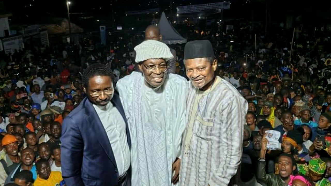Après l&rsquo;attente d&rsquo;Anicet Ekane à Yaoundé, l&rsquo;opposition camerounaise face à ses fractures